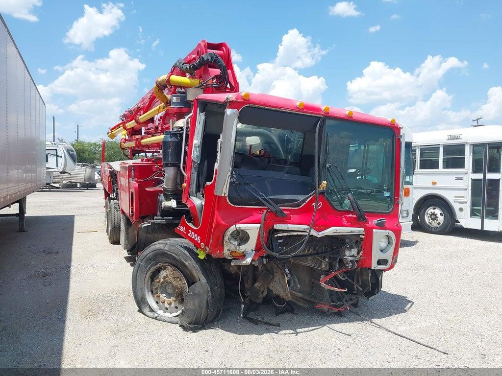 1M2TE2GC9NM007275 2022 MACK TERRAPRO photo no. 1