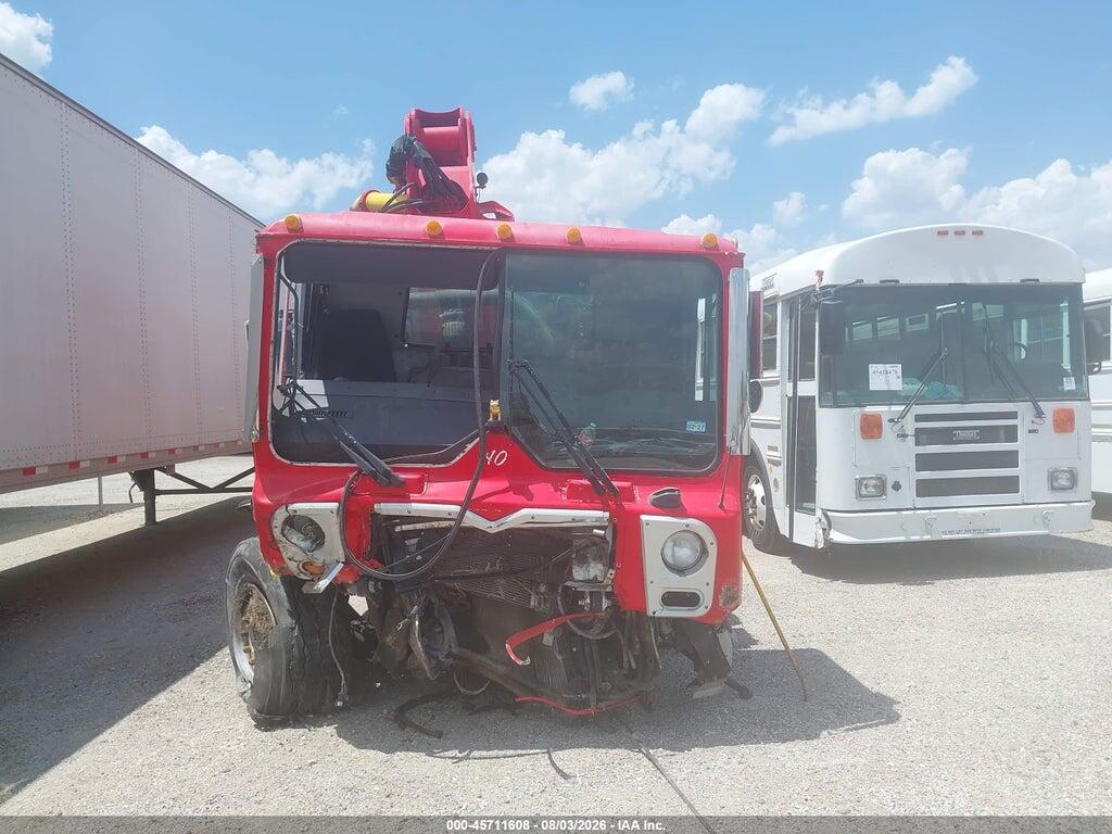 1M2TE2GC9NM007275 2022 MACK TERRAPRO photo no. 11