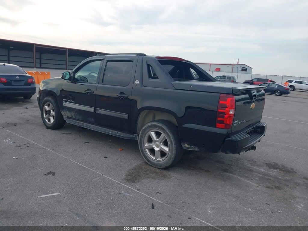 3GNTKFE71DG119751 2013 CHEVROLET AVALANCHE photo no. 3
