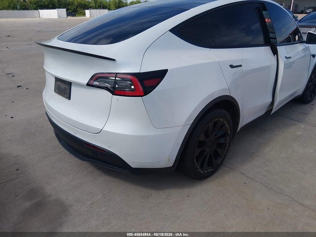 5YJYGDED8MF108956 2021 TESLA MODEL Y photo no. 4