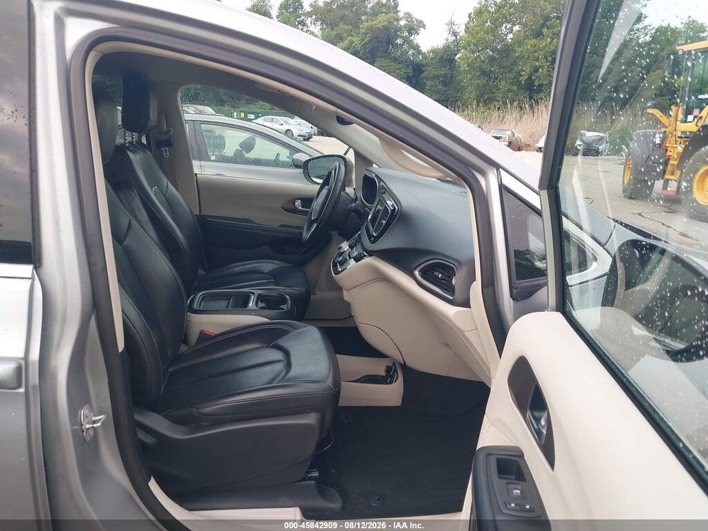 2C4RC1DG6MR533669 2021 CHRYSLER VOYAGER photo no. 5