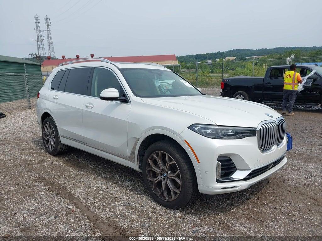 2021 BMW X7 5UXCW2C08M9H93229