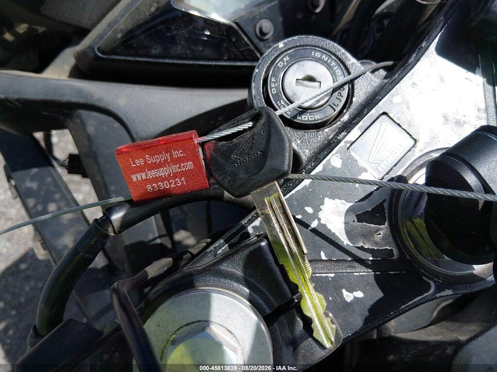 MLHNC5107M5700516 2021 HONDA CBR300 photo no. 11
