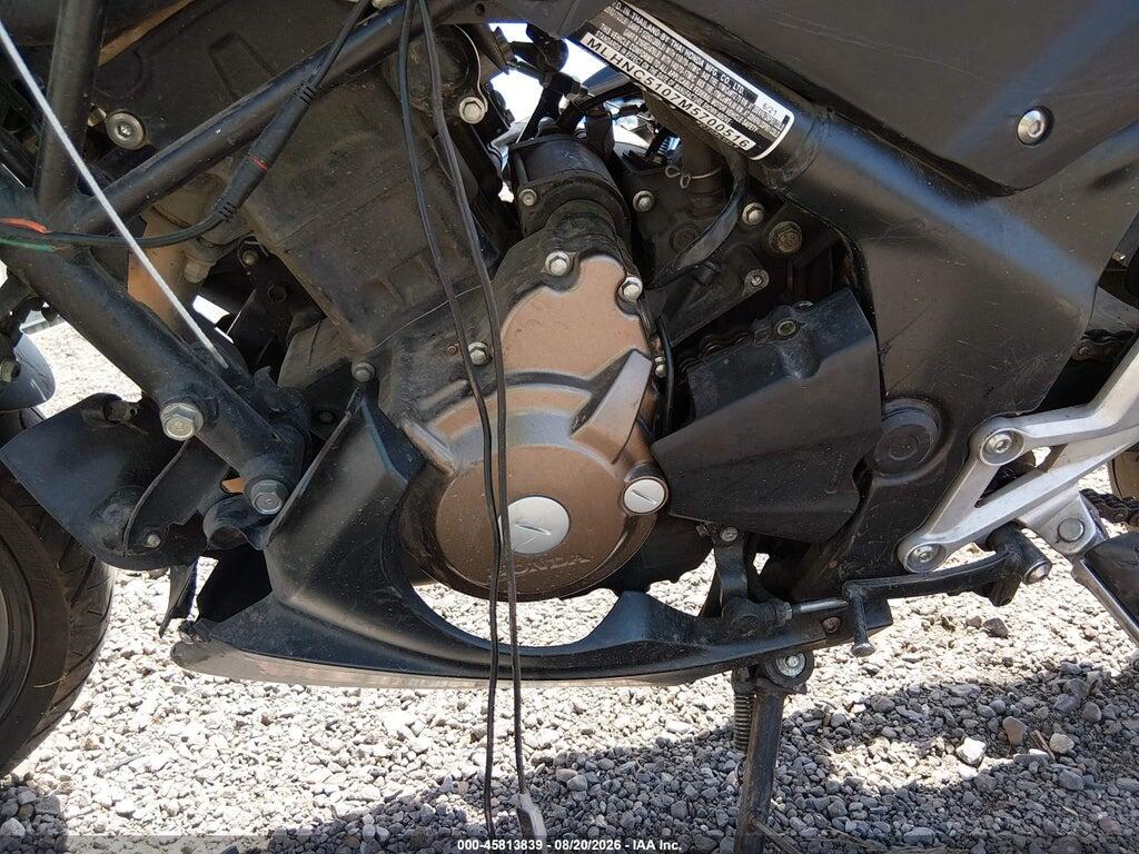 MLHNC5107M5700516 2021 HONDA CBR300 photo no. 9