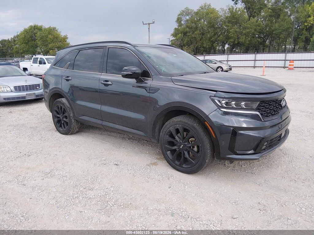 2021 KIA SORENTO 5XYRKDLF1MG026101