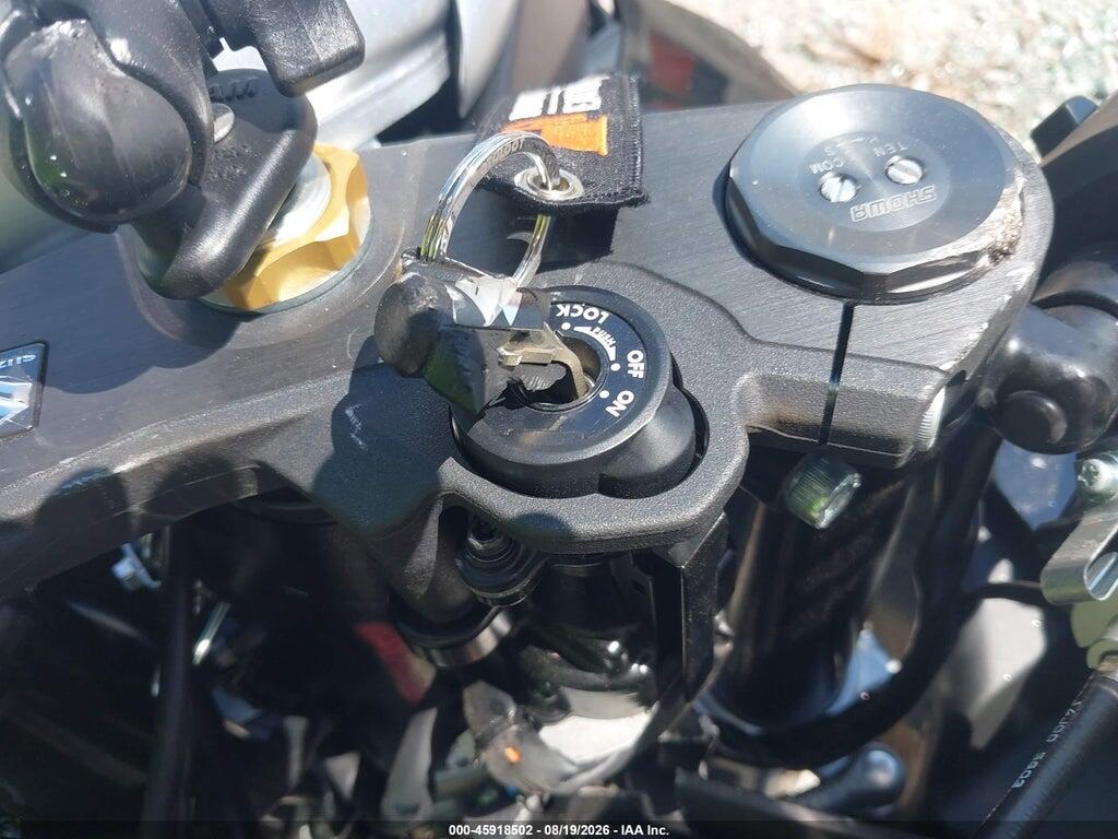 JS1GN7FA6T7100411 2026 SUZUKI GSX-R600 photo no. 11