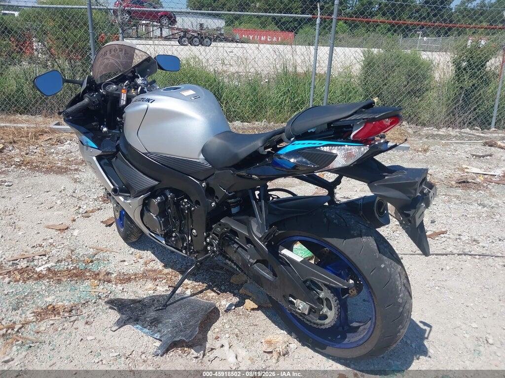 JS1GN7FA6T7100411 2026 SUZUKI GSX-R600 photo no. 3