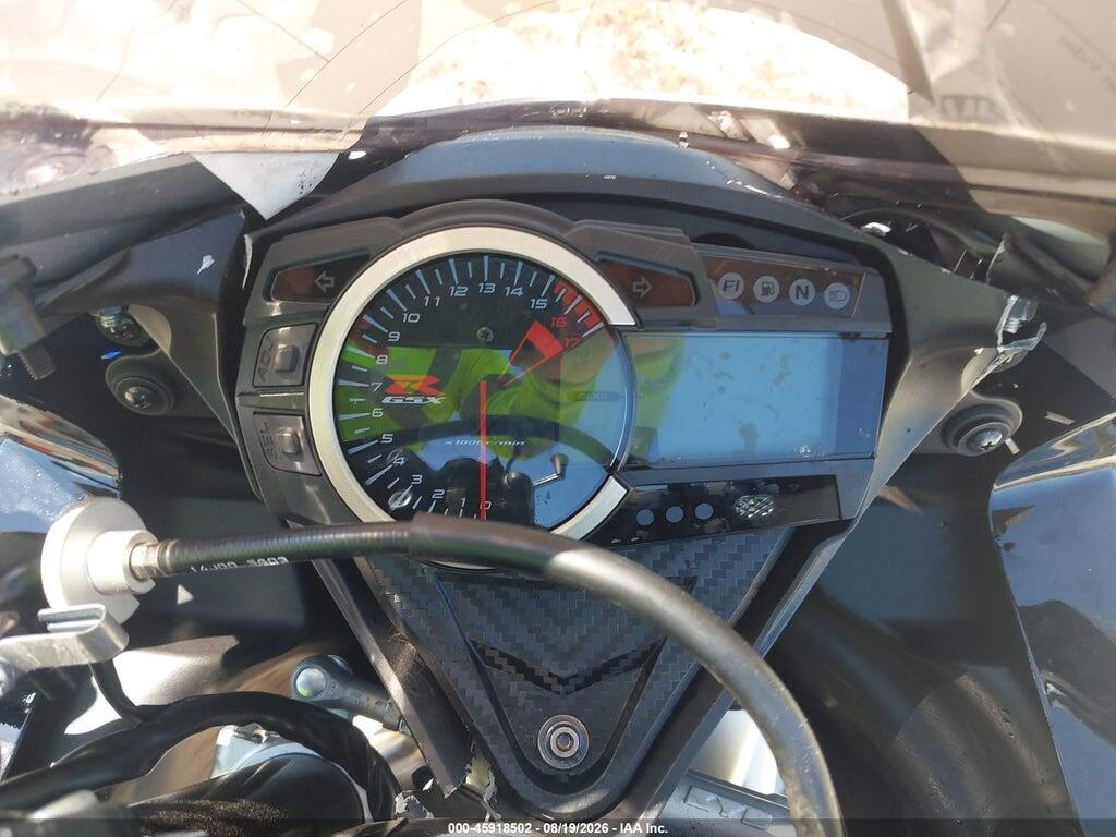 JS1GN7FA6T7100411 2026 SUZUKI GSX-R600 photo no. 7