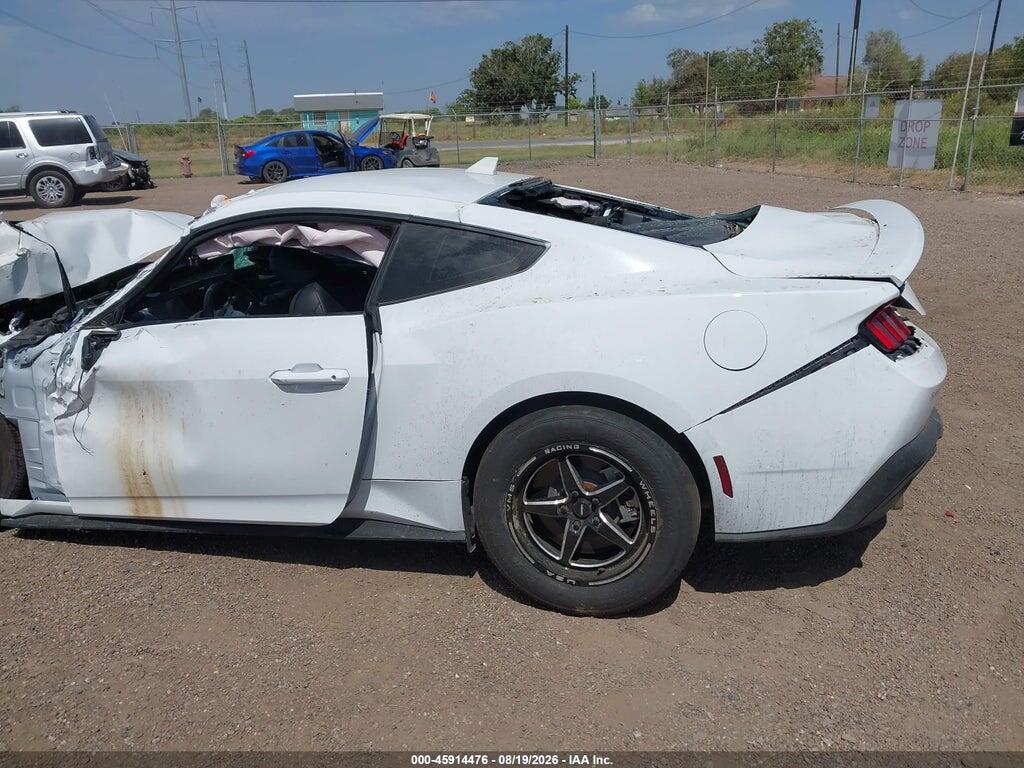 1FA6P8CF3T5405884 2026 FORD MUSTANG photo no. 6