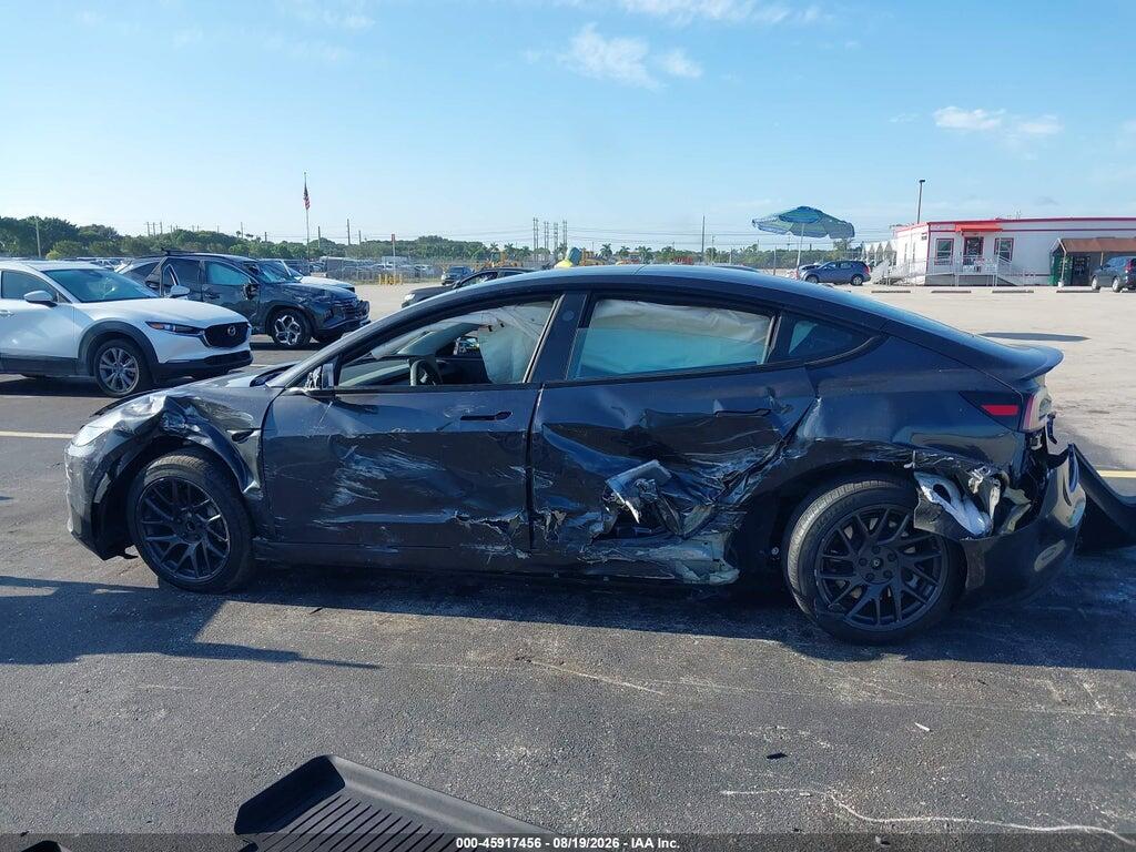 5YJ3E1EA1SF019571 2025 TESLA MODEL 3 photo no. 12