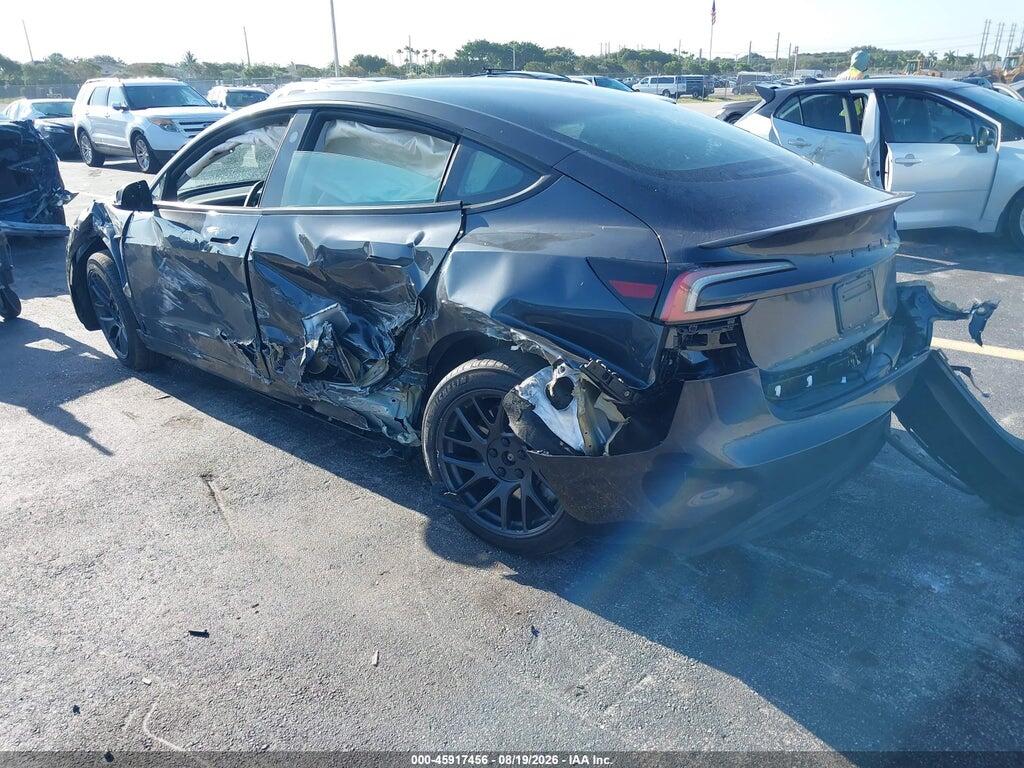 5YJ3E1EA1SF019571 2025 TESLA MODEL 3 photo no. 3