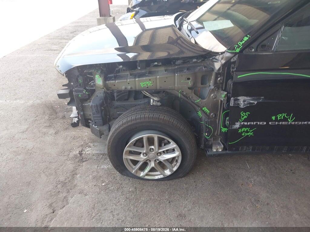 1C4RJGAG2SC295404 2025 JEEP GRAND CHEROKEE photo no. 6