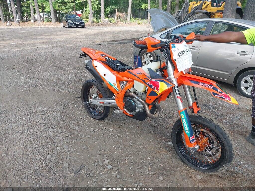 VBKEXJ402SM467626 2025 KTM 500 photo no. 1