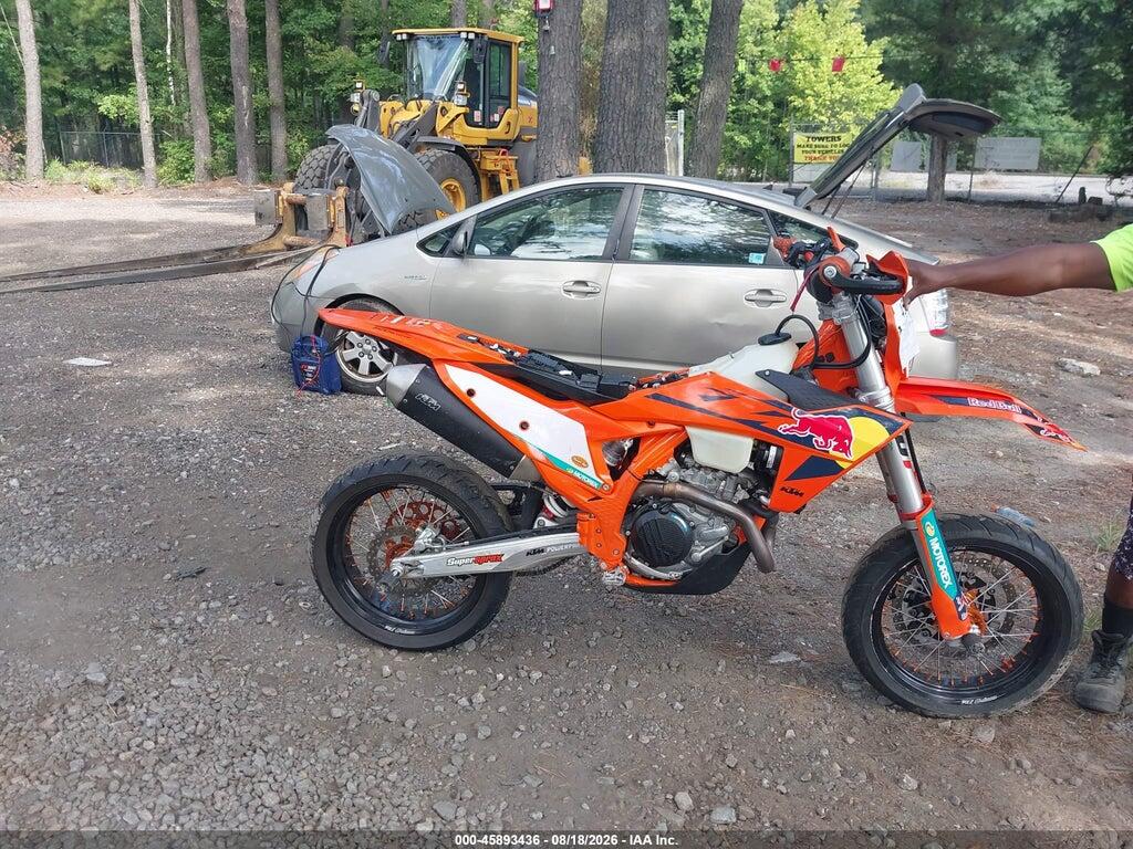 VBKEXJ402SM467626 2025 KTM 500 photo no. 12