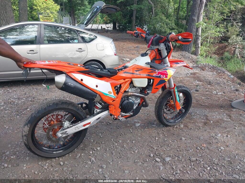 VBKEXJ402SM467626 2025 KTM 500 photo no. 4