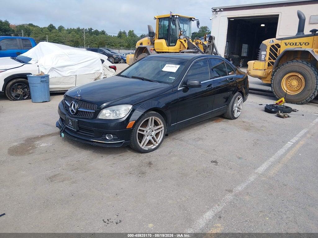 WDDGF8BB9BR139980 2011 MERCEDES-BENZ C 300 photo no. 2