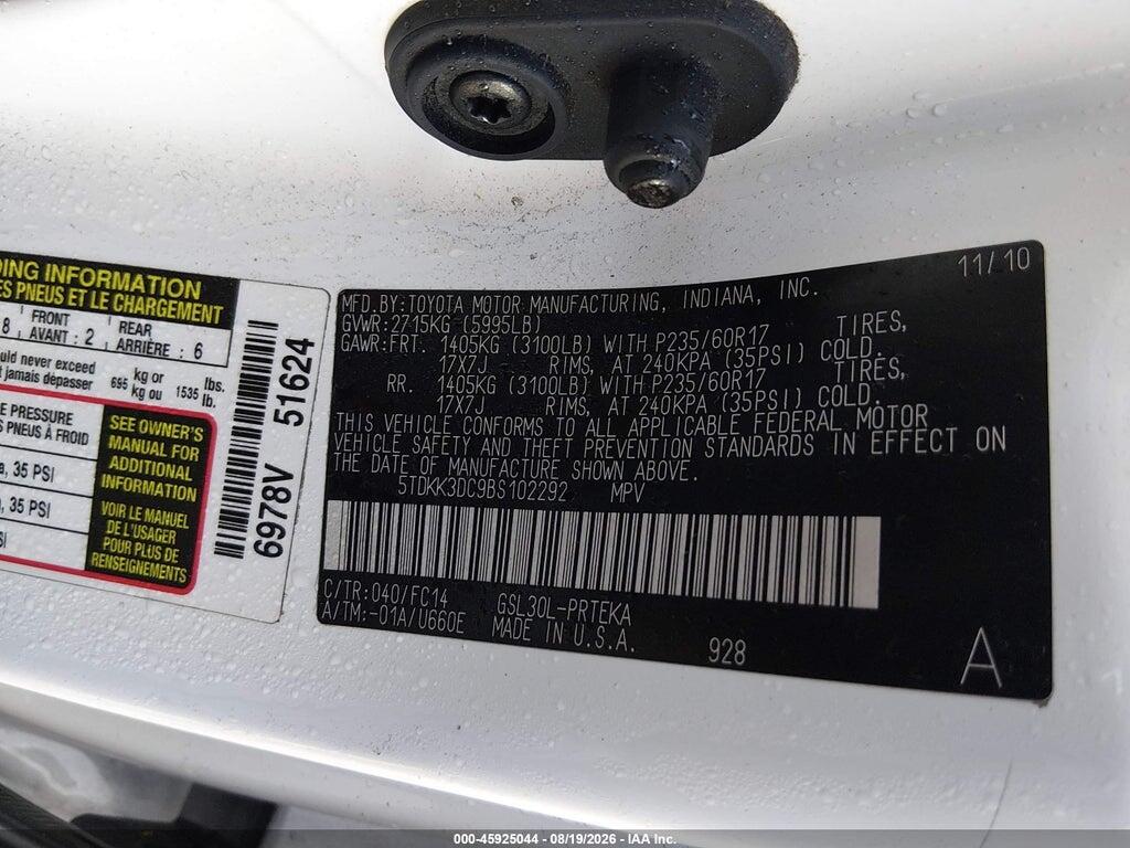 5TDKK3DC9BS102292 2011 TOYOTA SIENNA photo no. 9