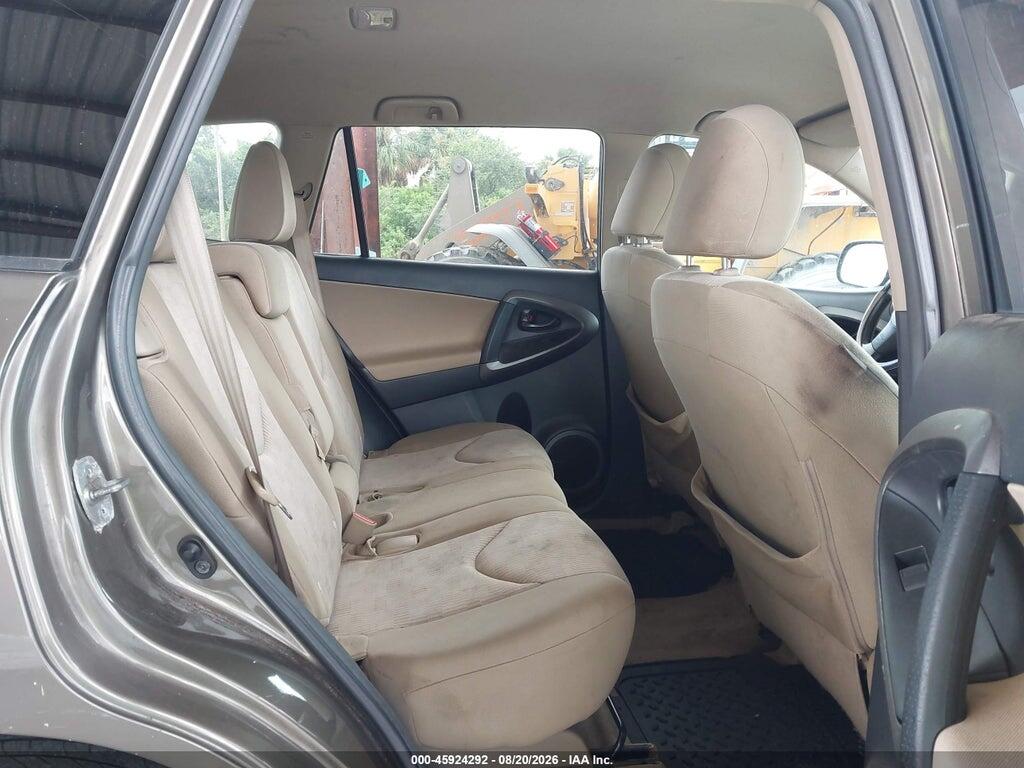 2T3ZF4DV2BW089104 2011 TOYOTA RAV4 photo no. 8
