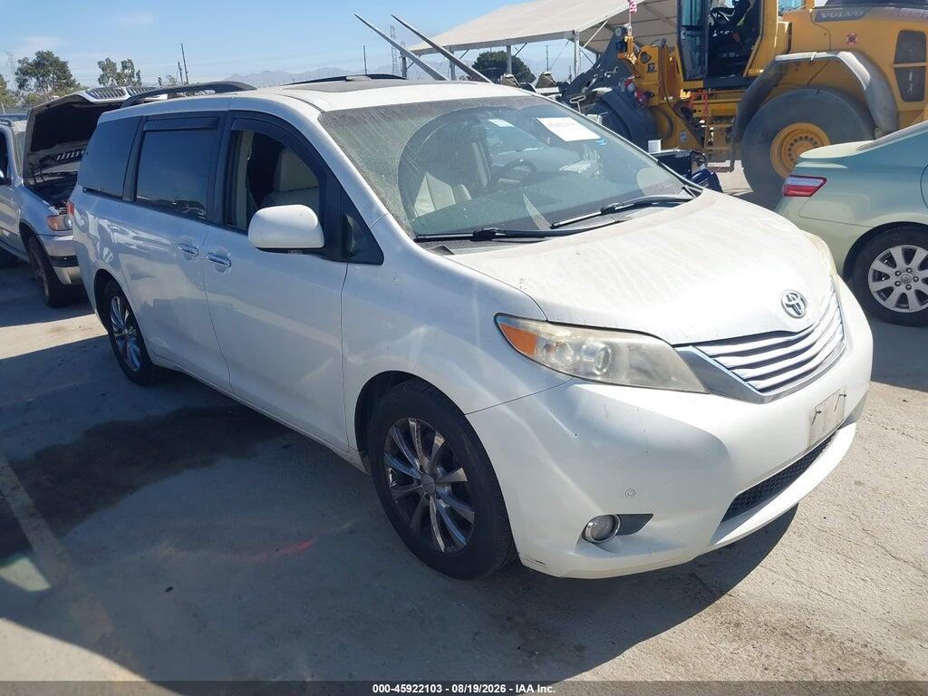 5TDDK3DC2BS023782 2011 TOYOTA SIENNA photo no. 1