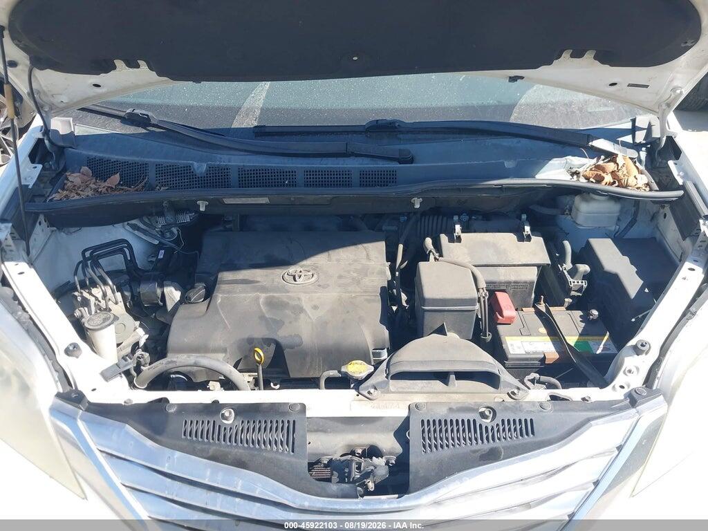 5TDDK3DC2BS023782 2011 TOYOTA SIENNA photo no. 10