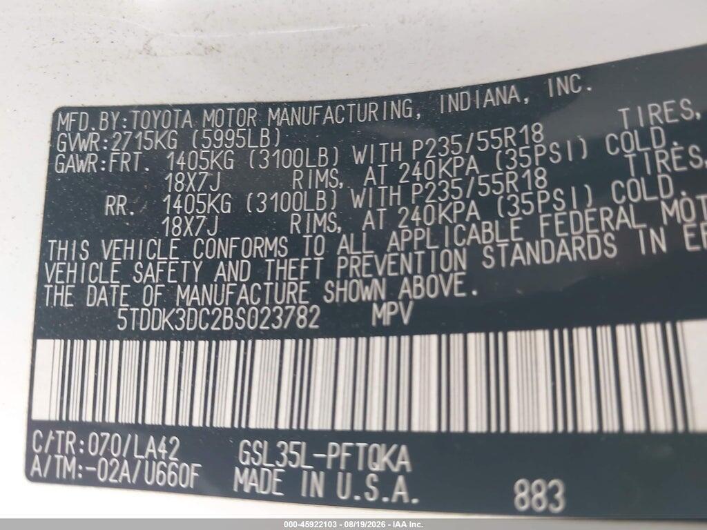 5TDDK3DC2BS023782 2011 TOYOTA SIENNA photo no. 9