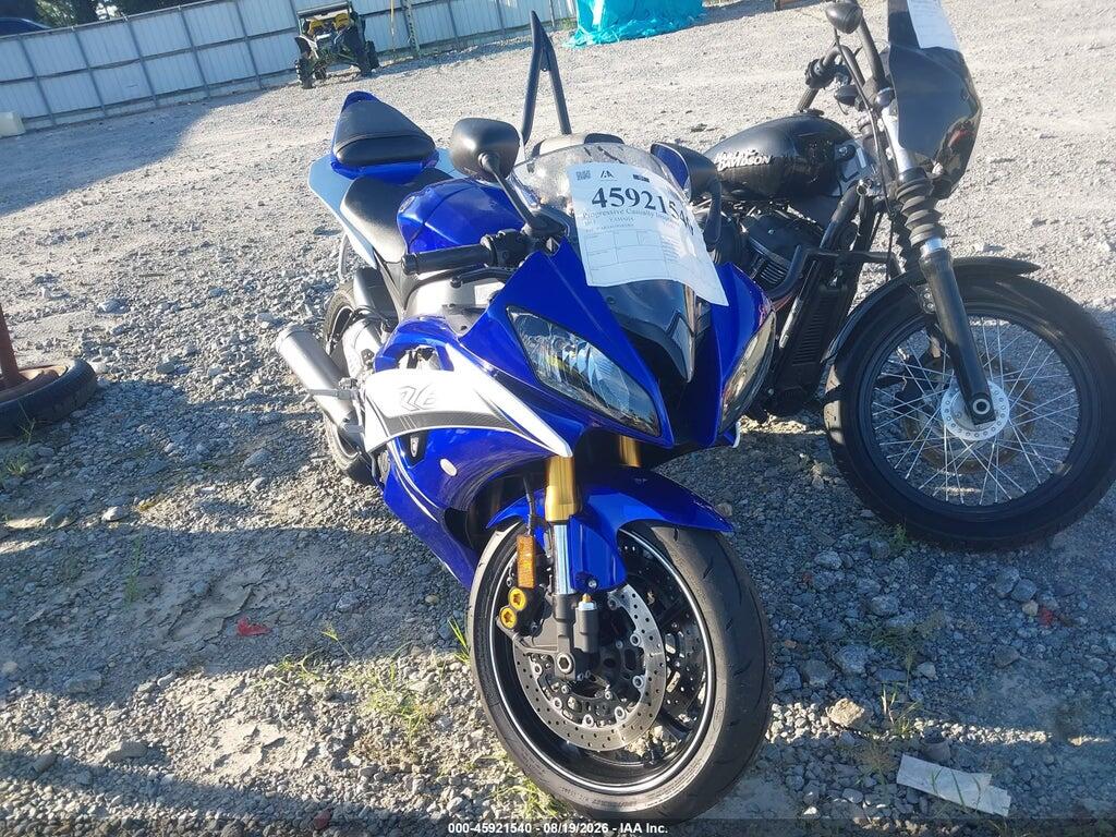 2011 YAMAHA YZFR6 JYARJ16E5BA022825