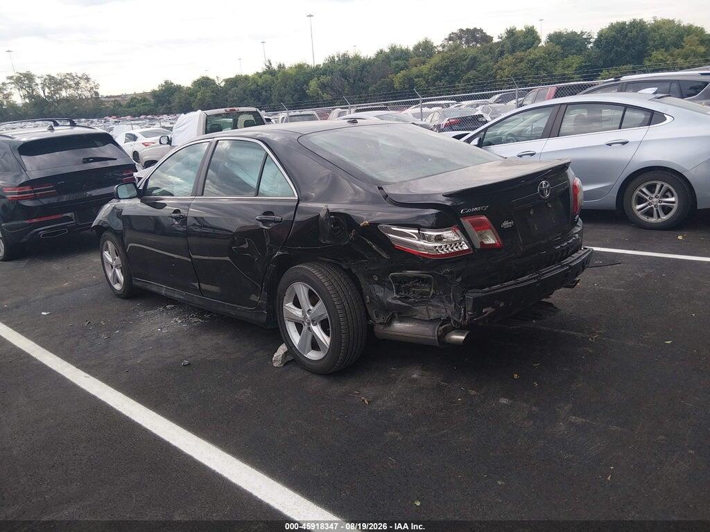 4T1BF3EK0BU227540 2011 TOYOTA CAMRY photo no. 3