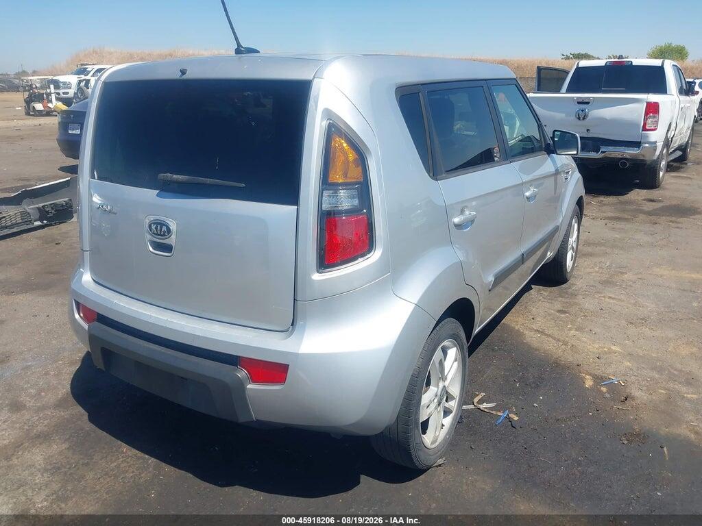 KNDJT2A28B7272765 2011 KIA SOUL photo no. 4