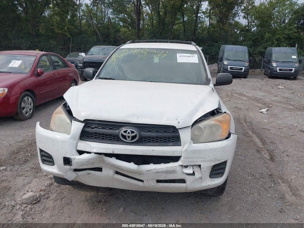 2T3BF4DV4BW111976 2011 TOYOTA RAV4 photo no. 6