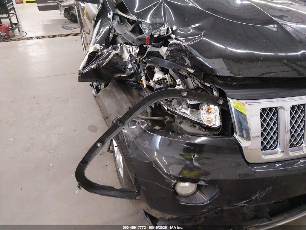 1J4RR6GT5BC702990 2011 JEEP GRAND CHEROKEE photo no. 6