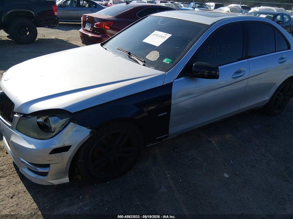WDDGF8BB8CR228313 2012 MERCEDES-BENZ C 300 photo no. 6