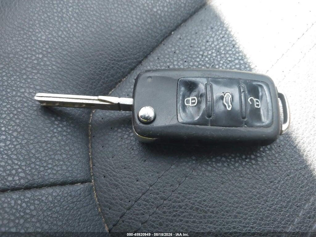 3VW4A7AJ0CM465276 2012 VOLKSWAGEN JETTA photo no. 11