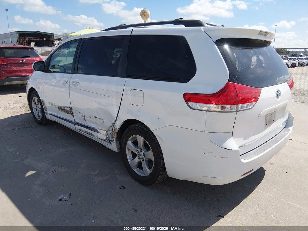5TDKK3DC4CS237696 2012 TOYOTA SIENNA photo no. 3