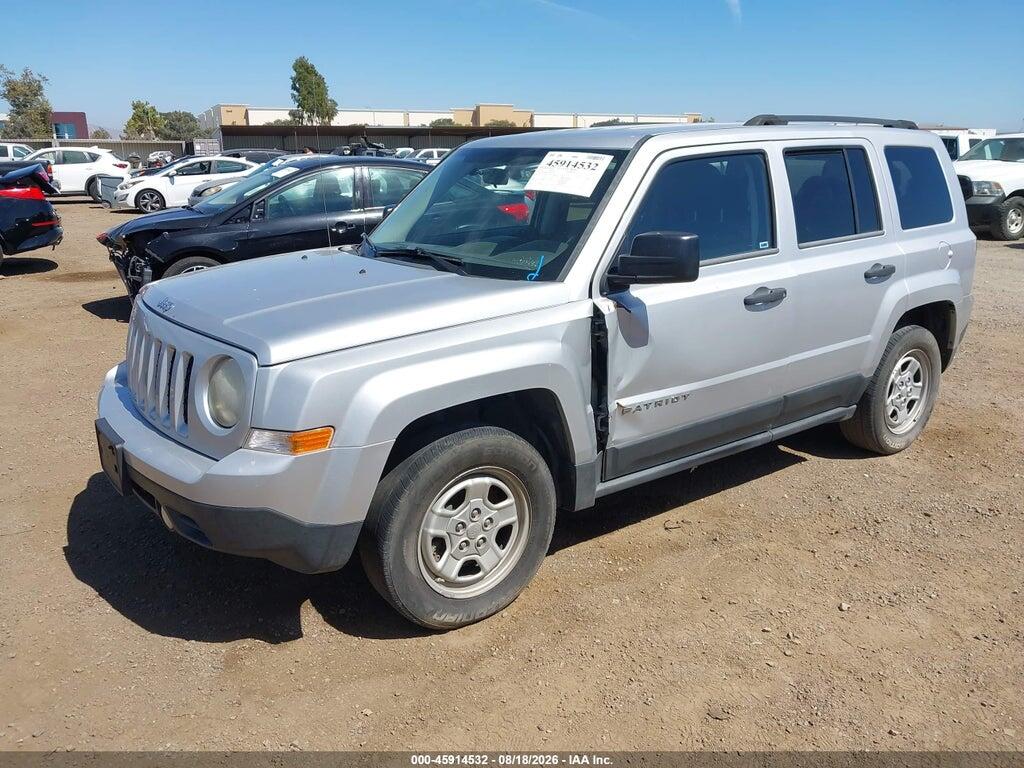 1C4NJPBA3CD542319 2012 JEEP PATRIOT photo no. 2