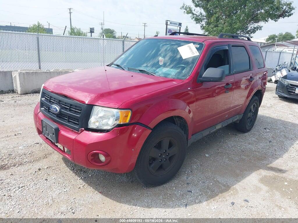 1FMCU0D73BKA20058 2011 FORD ESCAPE photo no. 2