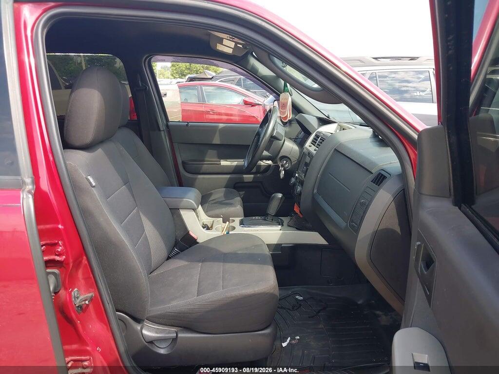1FMCU0D73BKA20058 2011 FORD ESCAPE photo no. 5