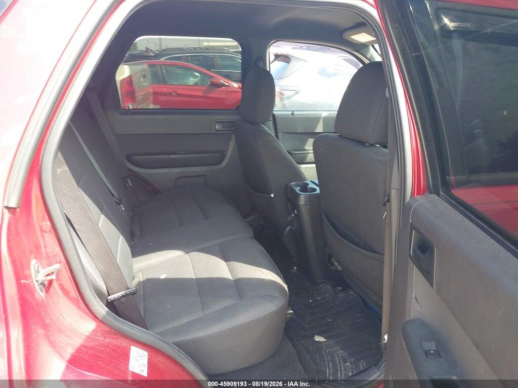 1FMCU0D73BKA20058 2011 FORD ESCAPE photo no. 8