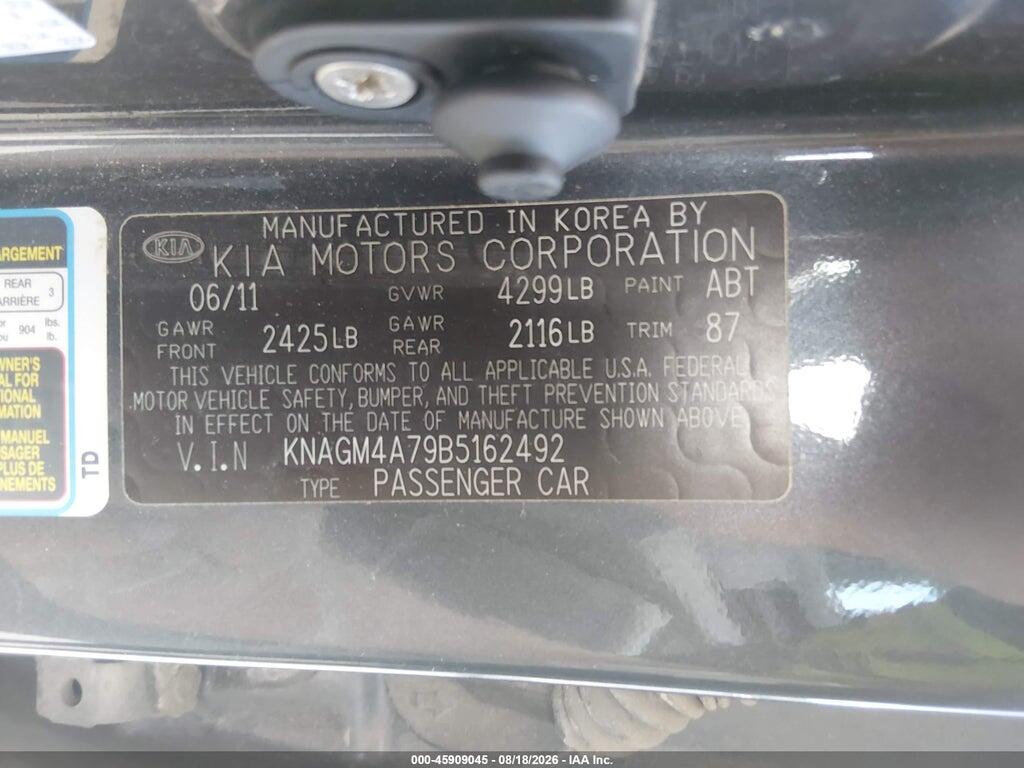 KNAGM4A79B5162492 2011 KIA OPTIMA photo no. 9