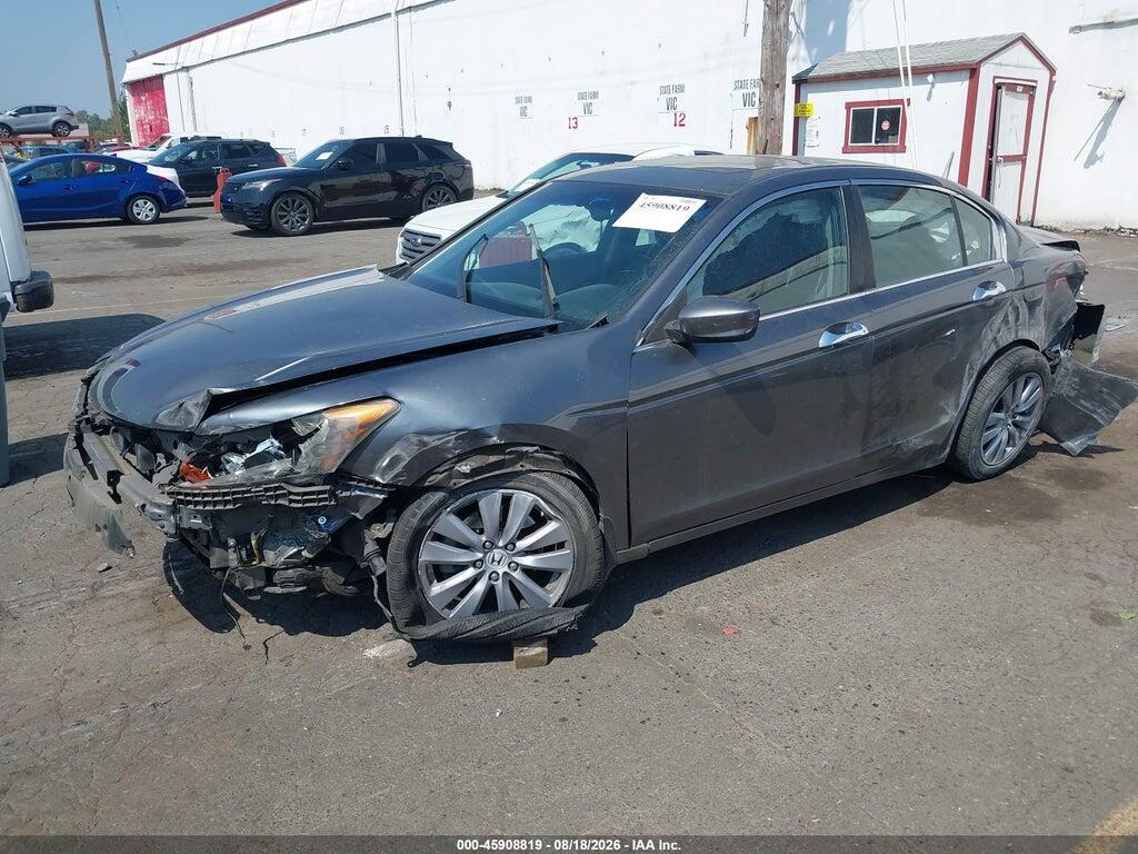 1HGCP3F86BA009677 2011 HONDA ACCORD photo no. 2