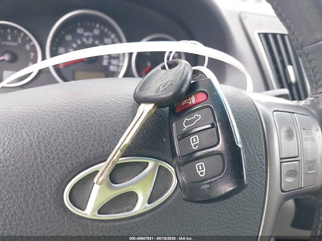 KM8NU4CC8BU142028 2011 HYUNDAI VERACRUZ photo no. 11