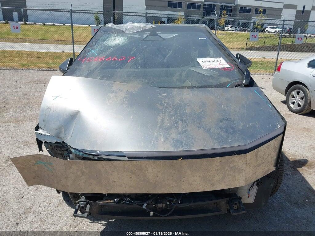 7G2CEHEE3SA076005 2025 TESLA CYBERTRUCK photo no. 11