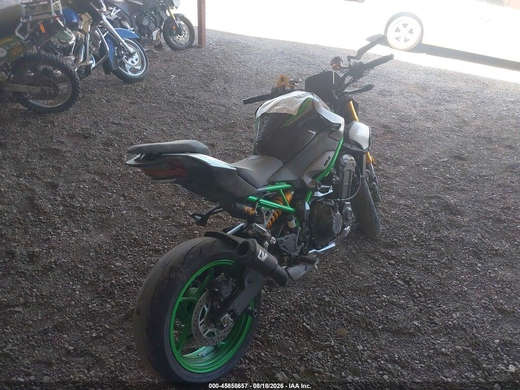 ML5ZRDT12SDA07548 2025 KAWASAKI ZR900 photo no. 4
