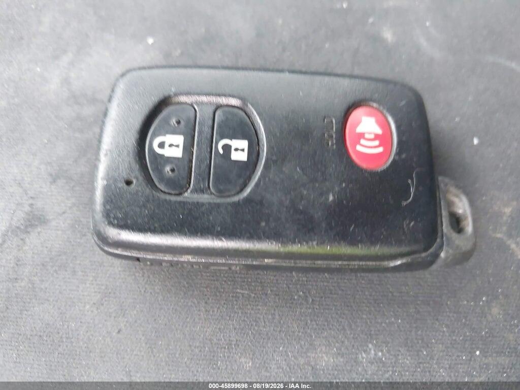 JTDZN3EU2C3078689 2012 TOYOTA PRIUS V photo no. 11
