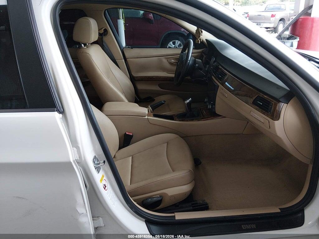 WBAVA37558ND55640 2008 BMW 328I photo no. 5