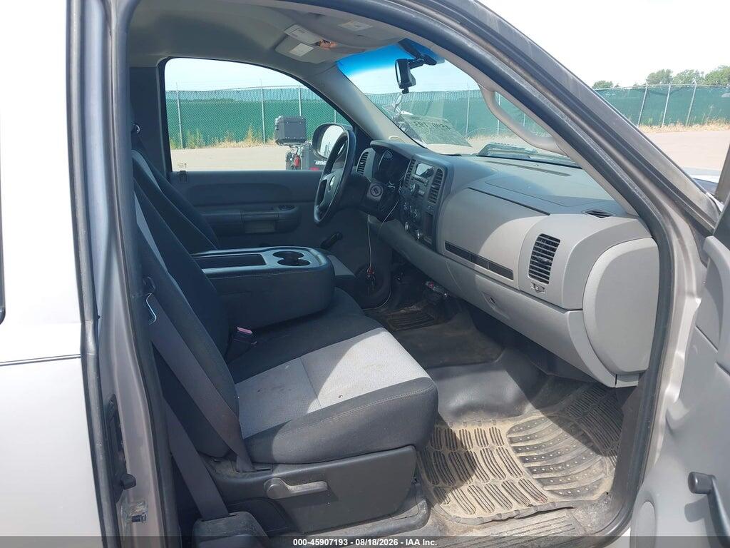 2GCEC190X81270701 2008 CHEVROLET SILVERADO 1500 photo no. 5