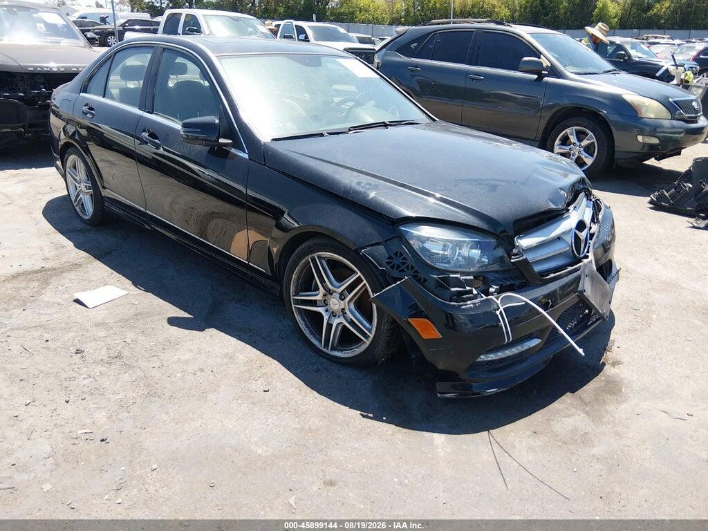 2011 MERCEDES-BENZ C 300 WDDGF5EB8BR176691
