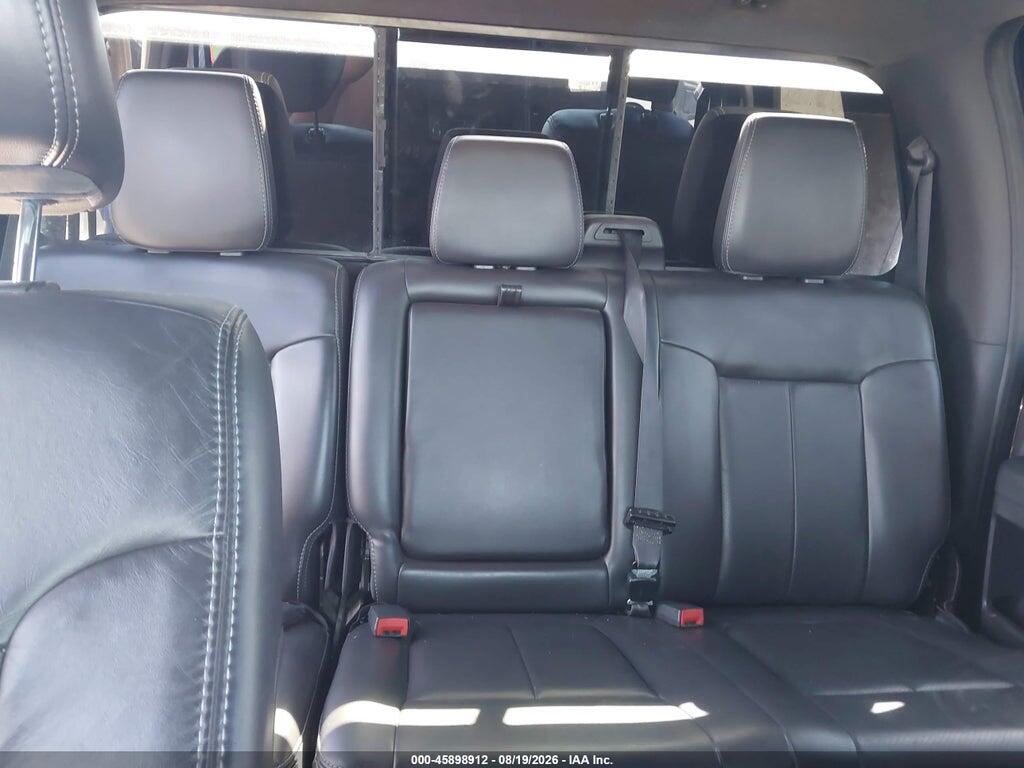 1FT8W3BT6BEC85187 2011 FORD F-350 photo no. 6