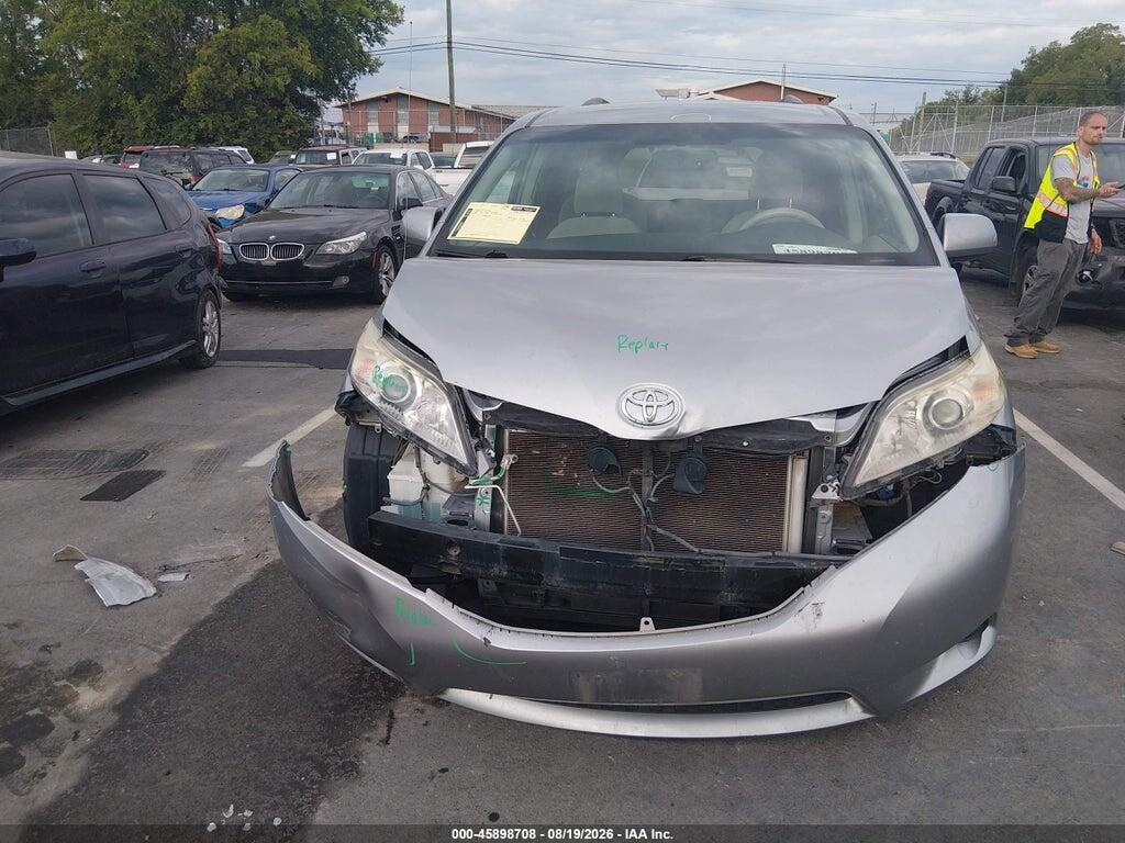 5TDKK3DC1BS078005 2011 TOYOTA SIENNA photo no. 12