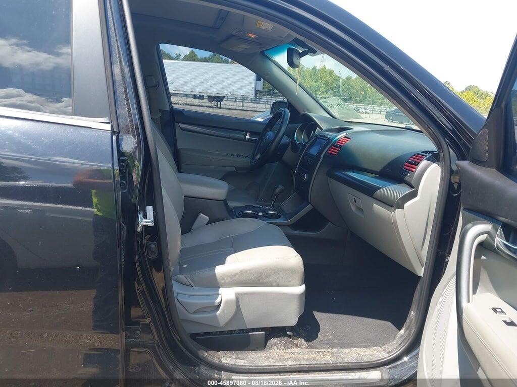 5XYKW4A27BG129204 2011 KIA SORENTO photo no. 5