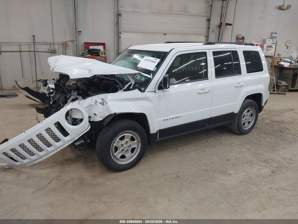 1J4NT1GA5BD180924 2011 JEEP PATRIOT photo no. 2